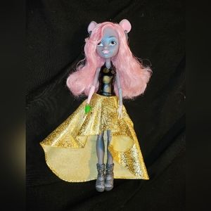 Mattel Monster High Boo York Gala Ghoul friends Mousecedes King Doll